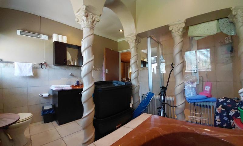 4 Bedroom Property for Sale in Fichardt Park Free State